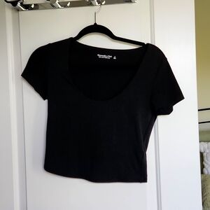 Abercrombie soft af crop tee